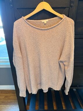 14th & Union Women's Scoopneck Sweater in Blush